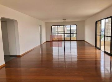 Apartamento · 647m² · 4 Quartos · 6 Vagas · Cobertura espetacular à venda no Alto da Boa Vista com piscina e churrasqueira