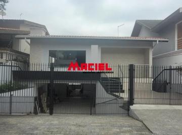 Casa · 321m² · 4 Quartos · 4 Vagas · Casa no Jardim Esplanada - 100% reformada - Excelente padrão
