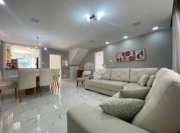 Casa Duplex Cinematográfica, 5 quartos, 4 vagas à venda, 273 m² R$ 1.7 · Casa Duplex à veda na rua Araxá, 5 quartos, 3 Suítes, 4 vagas, 273 m² R$ 1.550.000 - RJ