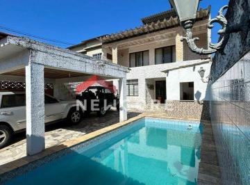 Casa · 120m² · 5 Quartos · 2 Vagas · Casa em Rua Aricuri - Campo Grande - Rio de Janeiro/RJ