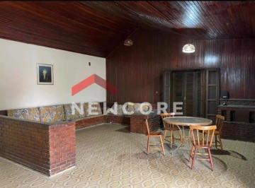 Casa en Venda de 3 quartos Jardim Aruan · Casa em Rua União das Américas - Loteamento Jardim Aruan - Caraguatatuba/SP