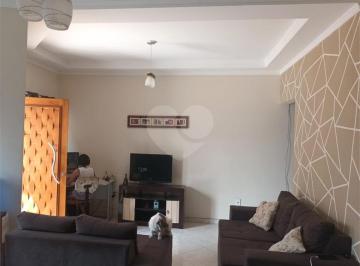 Imagem Principal · Casa para Venda em Indaiatuba, Jardim dos Colibris, 3 dormitórios, 1 suíte, 2 banheiros, 2 vagas.