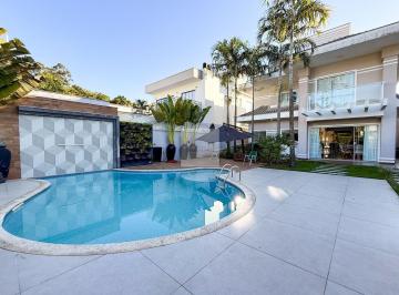 Casa · 262m² · 3 Quartos · 2 Vagas · Casa Alto Padrão no Golden Park