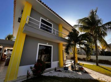 Foto-0 · Linda casa duplex,  4 suítes, fino acabamento,  placa solar, climatizada, espaço gourmet com piscina