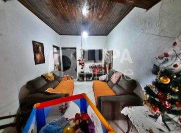 Casa · 80m² · 3 Quartos · 6 Vagas · CASA COM 3 QUARTOS E 6 VAGAS DE GARAGEM À VENDA NO PARQUE EDU CHAVES