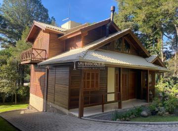 Casa · 135m² · 2 Vagas · CASA MISTA EM CONDOMÍNIO FECHADO