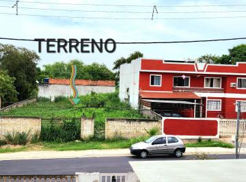 Terreno · 600m² · Oportunidade: terreno 600m2, todo murado, aterrado, com água e rua asfaltada
