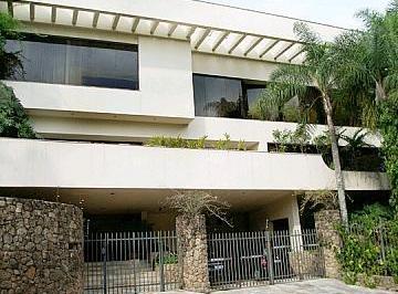 Casa · 589m² · 3 Quartos · 8 Vagas · Sobrado à venda, 3 quartos, 3 suítes, 8 vagas, Santa Maria - São Caetano do Sul/SP