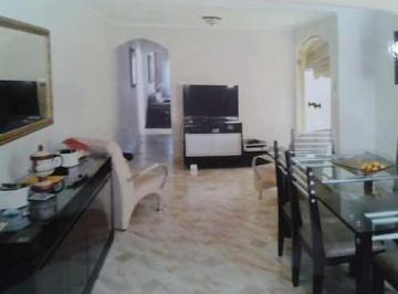 Casa · 214m² · 3 Quartos · 6 Vagas · Sobrado à venda, 3 quartos, 1 suíte, 6 vagas, Campestre - Santo André/SP