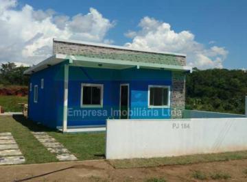 Casa · 75m² · 2 Quartos · **Casa dos sonhos: aconchego e espaço para a família