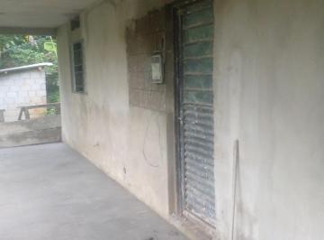 Rural , São Lourenço da Serra · Ótima chácara com espaço pronto pra fazer piscina 100m de uma cachoeira.