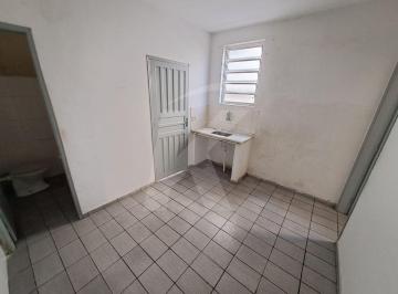 Casa · 40m² · 1 Quarto · Casa com 1 quarto, cozinha, banheiro, lavanderia coberta.