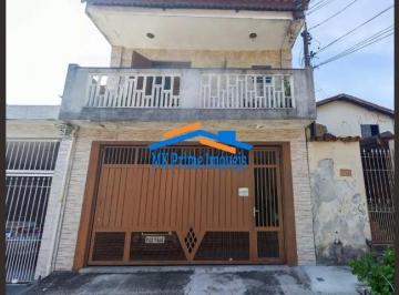 Casa · 170m² · 3 Quartos · 2 Vagas · Casa com 3 quarto sendo 1 Suíte e 2 Vagas de Garagem.