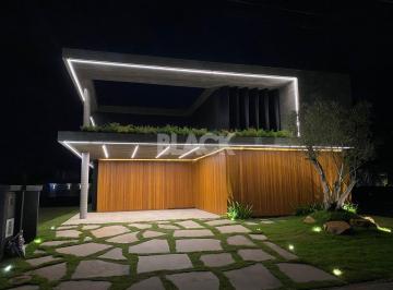 Casa · 250m² · 4 Quartos · 2 Vagas · Casa no Reserva das Águas com 4 suítes em Torres RS