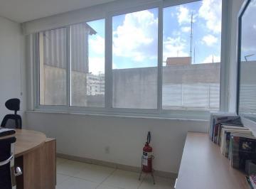 Comercial · 108m² · 4 Quartos · Imoveis - na República