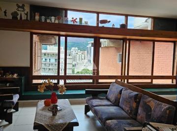 Casa · 262m² · 5 Quartos · 1 Vaga · Casa 5 Quartos, 3 banheiros, 1 vaga - 262m² - Botafogo