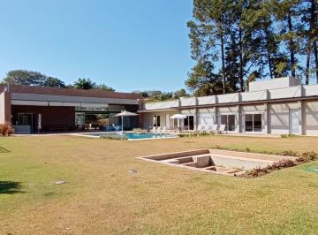 Casa de 8 quartos, Indaiatuba · Chácara Residencial / Recanto dos Pássaros