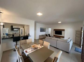 Casa de 5 quartos Aluguel R$ 6.500 · Casa mobiliada em bairro nobre, vista para o mar e edícula para home office