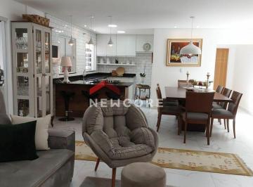 Casa · 250m² · 3 Quartos · 3 Vagas · Casa em Rua George VI - Alves Dias - São Bernardo do Campo/SP