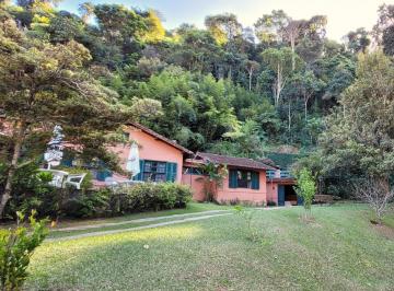 Casa de 5 quartos, Petrópolis · VENDA | ITAIPAVA: Casa charmosa com 5 quartos e piscina ,dentro de condomínio