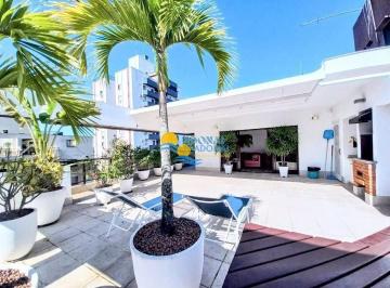 c3a6dbba22cb239f01ab3704477e34c603793845 · Cobertura próximo à praia com sacada — Pitangueiras — Guarujá