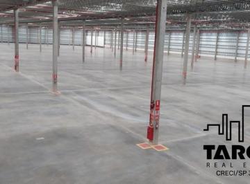 Foto 01 · Galpão/Depósito/Armazém para alugar, 9.942m² - Cajamar