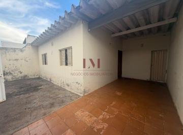 Casa · 125m² · 3 Quartos · 2 Vagas · Casa no bairro Tubalina com três quartos sendo uma suíte e armários planejados
