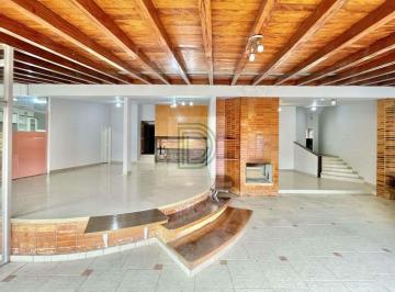 Casa · 409m² · 4 Quartos · 6 Vagas · Charme e Sofisticação - 4 Dormitórios - Granja Viana
