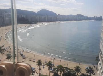Apartamento de 2 quartos, Guarujá · Apartamento reformado frente mar terraço gourmet