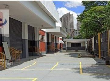 Comercial , São Paulo · Alugue Galpão com 5.737M² em Barra Funda por R$ 220.000.  Imóvel Comercial em...