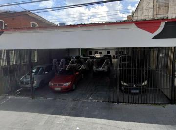 Comercial · 300m² · 60 Vagas · Loja com 300m², 2 banheiros, 2 salas, 30 vagas carros pequenos e 25 grandes.