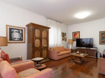 Casa · 216m² · 5 Quartos · 4 Vagas · Casa Savassi