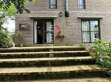 Casa · 646m² · 3 Quartos · 4 Vagas · Casa de condomínio em Rodovia Tapir Rocha, 6614 - São Lucas - Viamão/RS