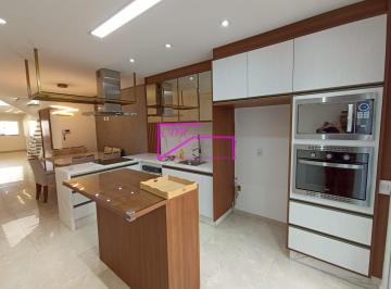 Casa · 200m² · 3 Quartos · 3 Vagas · aluga lindo sobrado 3 suites