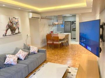 Apartamento · 108m² · 3 Quartos · 1 Vaga · Apartamento lindo todo reformado e mobiliado.