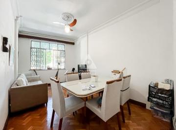 sala · Apartamento de 2 quartos, com dependência completa em Laranjeiras, com 80m²