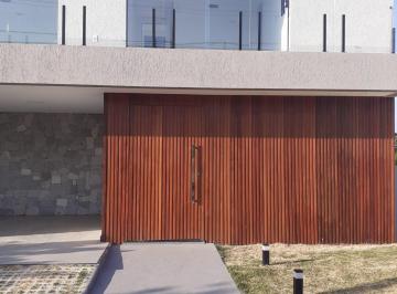 Casa , Camaçari · Espetacular Casa ALPHAVILLE LN1 3 suítes closet 2 vgs área gourmet piscina