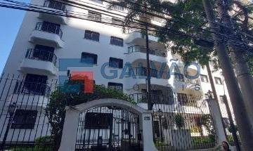 Fachada do prédio · Apartamento à venda na Rua Anchieta na Vila Boaventura em Jundiaí - SP