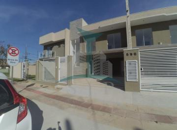 Foto 01 · Imperdível Sobrado à Venda em São José dos Pinhais-PR, Cidade Jardim: 3 Quartos, 1 Suíte, 2 Salas, 3