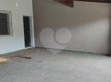 Área de Serviço · Sobrado com 3 quartos à venda em Ressaca - SP