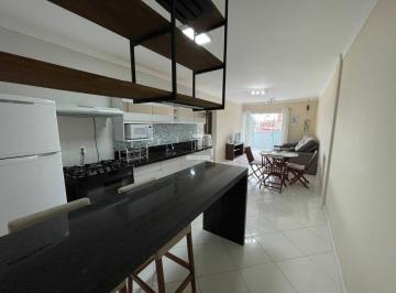 Apartamento · 82m² · 2 Quartos · 1 Vaga · ESPAÇOSO APARTAMENTO COM 2 DORMITÓRIOS NO CENTRO DE BOMBINHAS