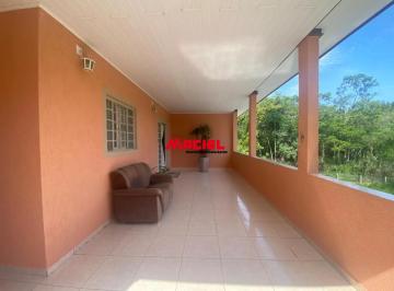 Rural · 210m² · 3 Quartos · 2 Vagas · Belíssima chácara na zona Norte (bairro São joão) - nascentes e lago / 3 quartos / 2 WC´s