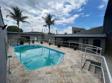 Apartamento de 4 quartos, Praia Grande · Sobrado com churrasqueira e piscina a venda em Praia Grande SP