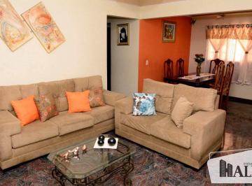 Casa · 270m² · 3 Quartos · 2 Vagas · Casa com 3 dorms, Jardim Fuscaldo, São José do Rio Preto - R$ 1.2 mi, Cod: 6820
