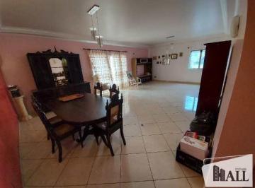 Apartamento · 258m² · 4 Quartos · 2 Vagas · Apartamento com 4 dorms, Centro, São José do Rio Preto - R$ 449 mil, Cod: 8574
