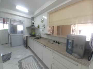 Apartamento de 3 quartos, Guarujá · Apartamento 3 dormitórios frente ao mar