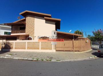 img0 · Linda casa com 3 dormitorios no Village Tremembe