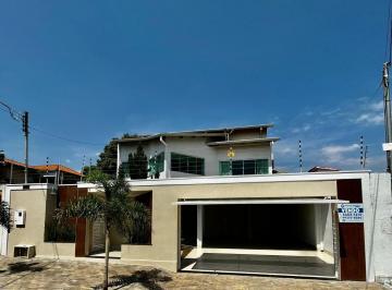 Casa de 4 quartos, Caldas Novas · Excelente Sobrado no Setor Itanhangá I