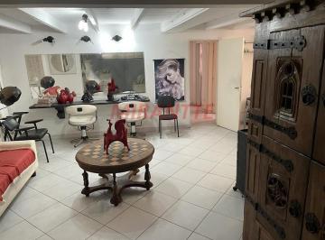 5957b971f62f09d0f22131ae4655513f.jpg · Sobrado de 180m² com 5 quartos