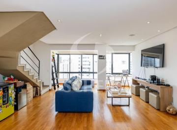 Apartamento · 210m² · 2 Quartos · 3 Vagas · Cobertura á Venda no Brooklin com 210m², 2 quartos sendo 2 suítes, 3 vagas.